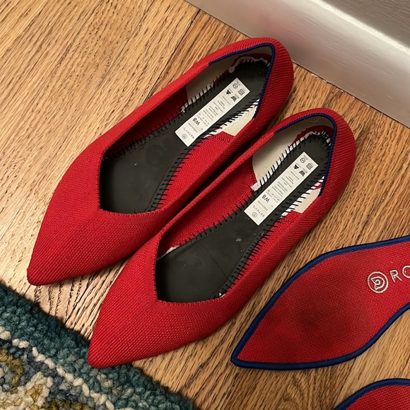 Rothy’s The Point in Bright Red - Picture 2 of 4